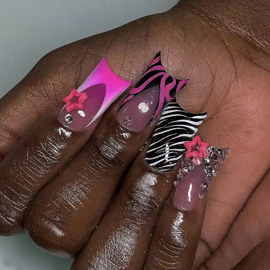 24pcs Diamond Duckbill Acrylic Press on Nails for Girls Short False Nails for Women 3d White French Fake Nails for Gluing Ready