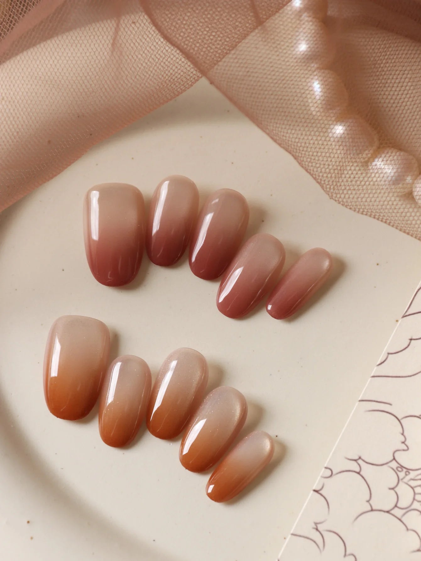 10Pcs Press on Nails Short Brown Red Halo Acrylic Press on Nails Fake Nails Includes 1 Sheet Adhesive Tabs & 1 Pc Mini File