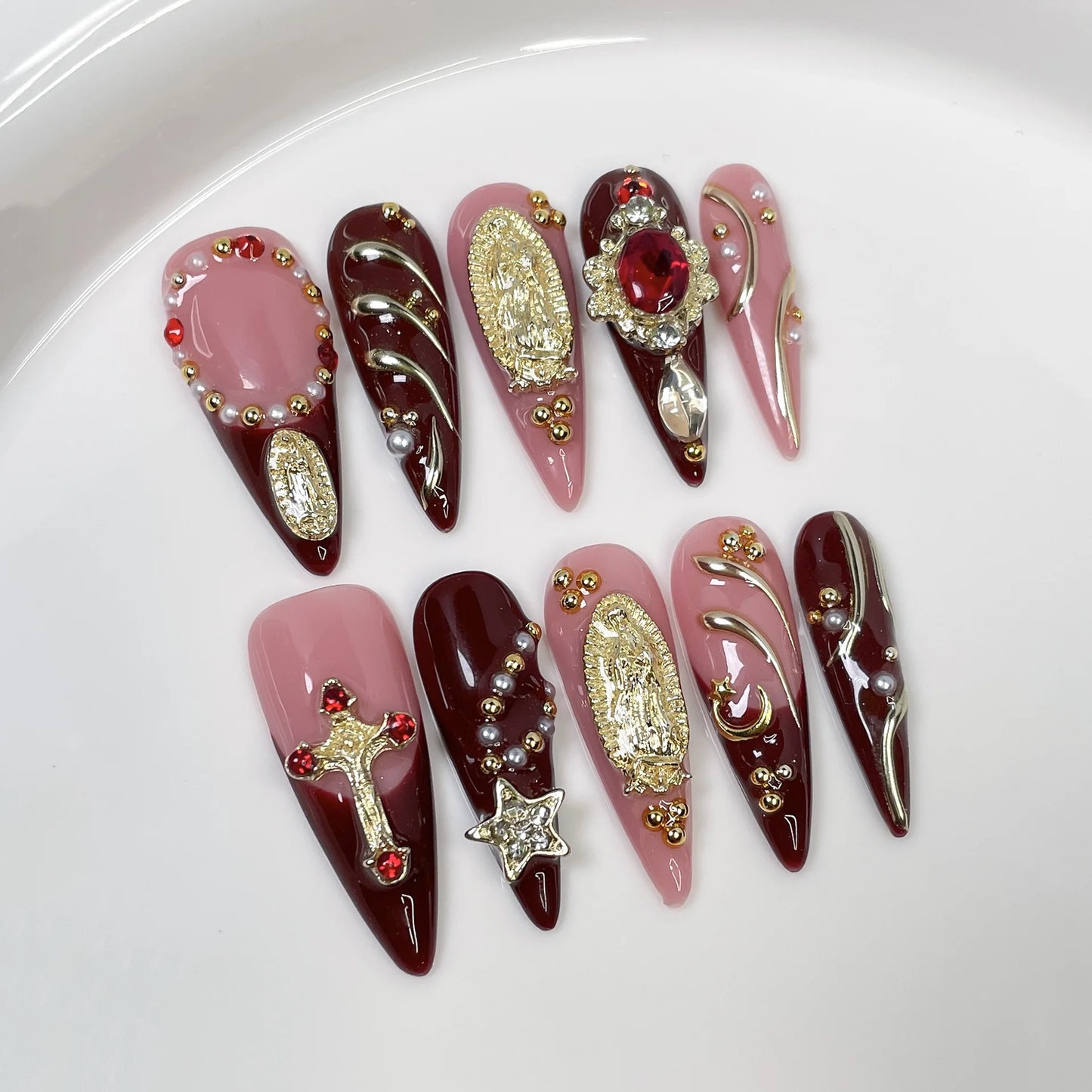 10Pcs Long Stiletto Handmade Fake Nails Tips Vintage Snake Metal Decorative French Spice Acrylic Nails Full Cover Press on Nail