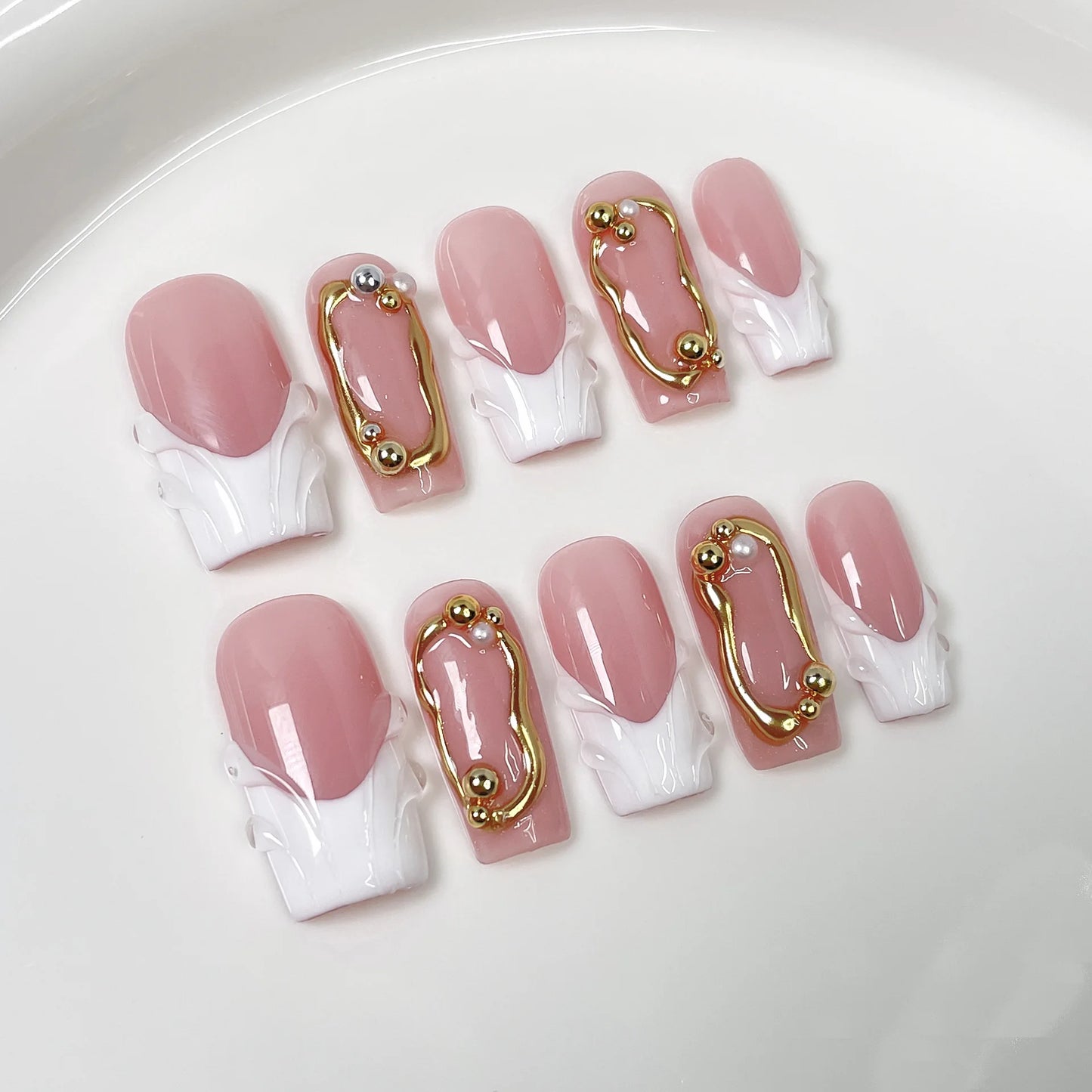 10Pcs Pink Simple Coffin Press on Nails Handmade French Ballet Mid-length Fake Nail Artificial Acrylic Fashion Wearable Nail Art