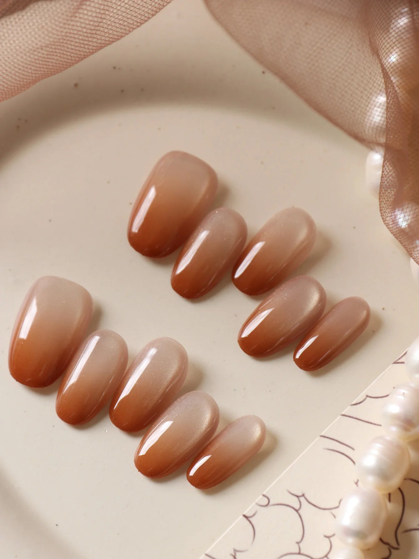 10Pcs Press on Nails Short Brown Red Halo Acrylic Press on Nails Fake Nails Includes 1 Sheet Adhesive Tabs & 1 Pc Mini File