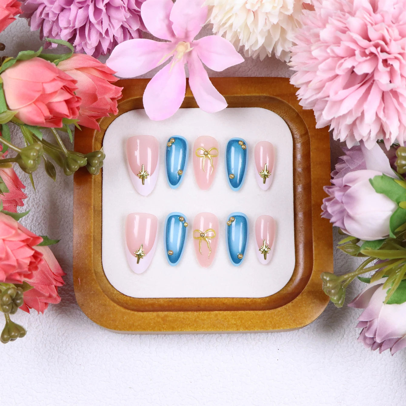10PCS Almond Fake Nail French Pointed Strap 3d Gold Bow Star Burst Design Nail Blue Gradient Acrylic Full Coverage Nail