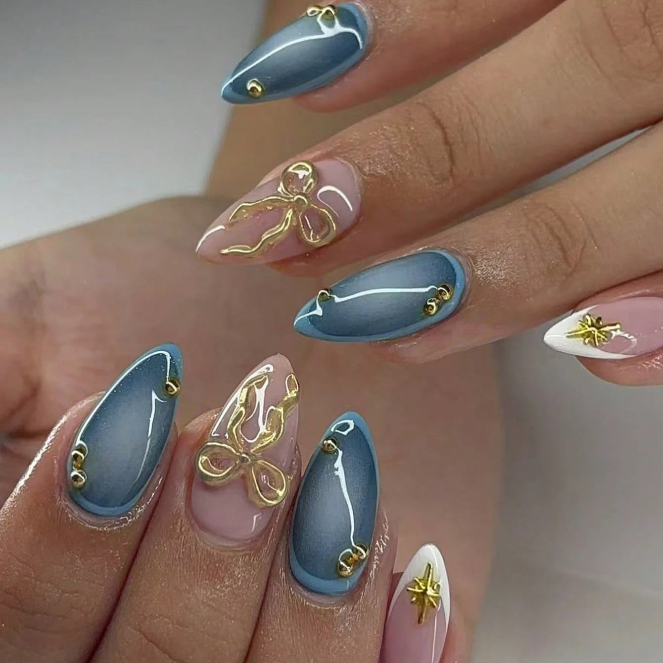 10PCS Almond Fake Nail French Pointed Strap 3d Gold Bow Star Burst Design Nail Blue Gradient Acrylic Full Coverage Nail