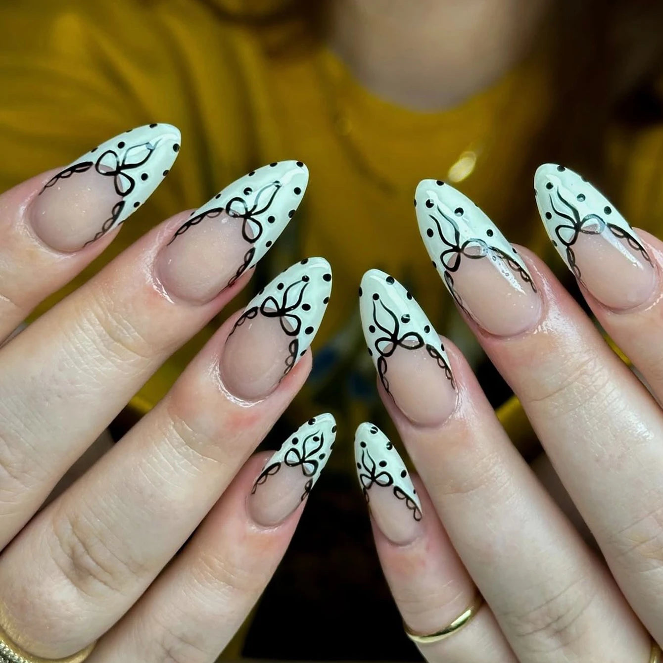 24PCS Pressed Black French Edge False Nails With Pearl And Bow Designs Fully Covered Acrylic False Nails, Reusable False Nails