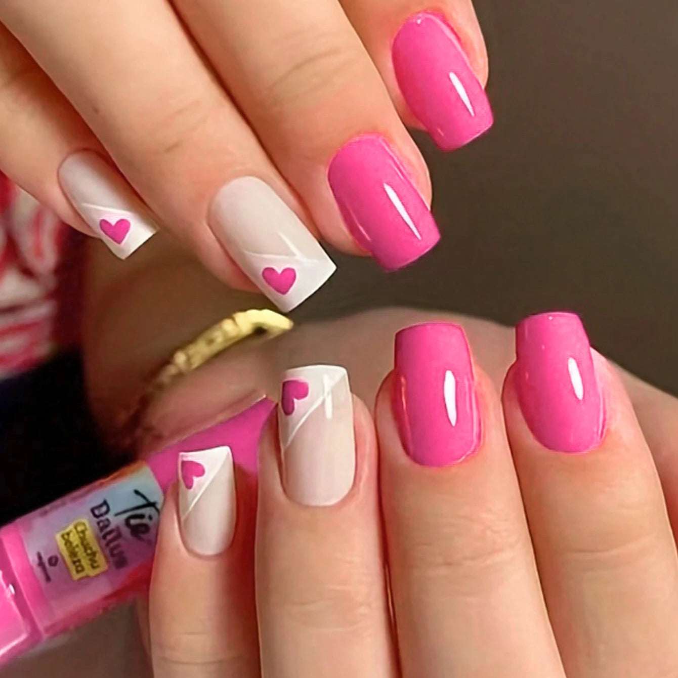 24PCS White French-Edge Rectangular False Nails With Heart And Star Designs, Reusable Acrylic False Nails